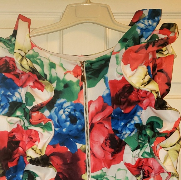 Jumpsuit - Picture 2 of 5